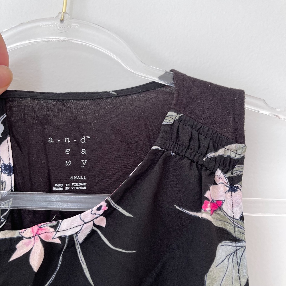 A New Day Black‎ Floral Blouse Sz S - Picture 3 of 6
